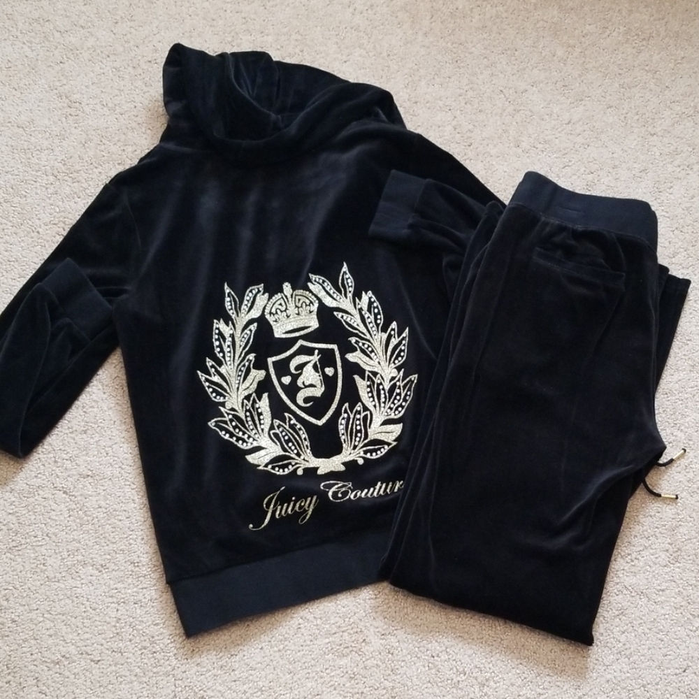 Track suit